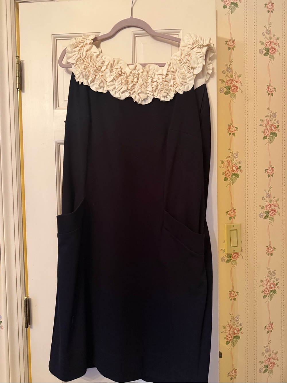 Taylor Black A-Line Skirt with Cream Ruffle collar 16W